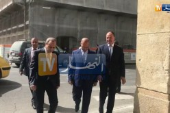 شاهد..وزراء أويحيى يتنقلون إلى مجلس الأمة سيرا