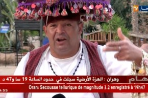 تونس: هكذا يبيع عمي الجديدي المشهور الياسمين بالحمامات