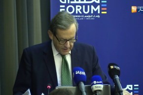 مبعوث الوزير الأول البريطاني: “نحن مستعدون للمساهمة في إنجاح الإنتقال الطاقوي بالجزائر”