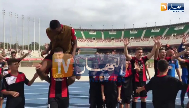 شاهد..فرحة لاعبي إتحاد العاصمة بعد التأهل إلى ربع نهائي كأس الكاف