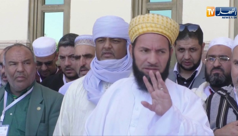 شؤون دينية: نقابة الأئمة.. لا مجال للحوار بشروط مسبقة