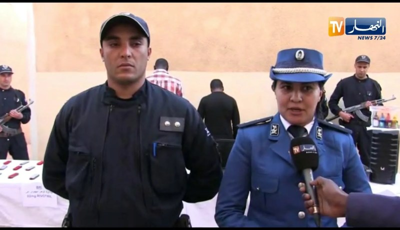 توقيف مروج مهلوسات يقود لتفكيك شبكة تزوير بتمنراست