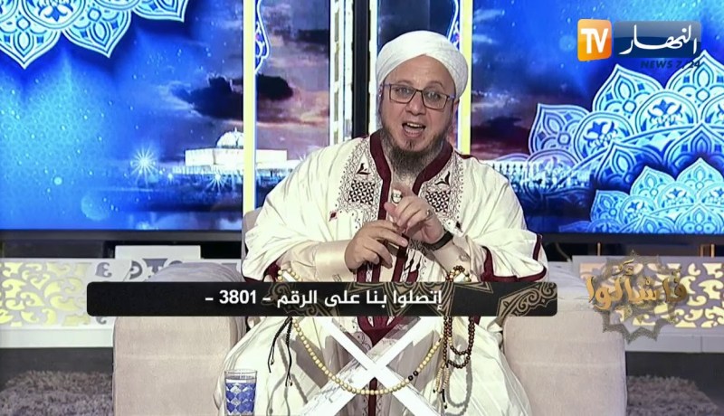 هل تتحقق سنة العقيقة بذبح كبش واحد للذكر ؟