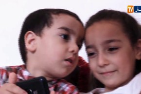 مجتمع: الحجر الصحي يرفع نسبة إدمان الأطفال على الهواتف الذكية