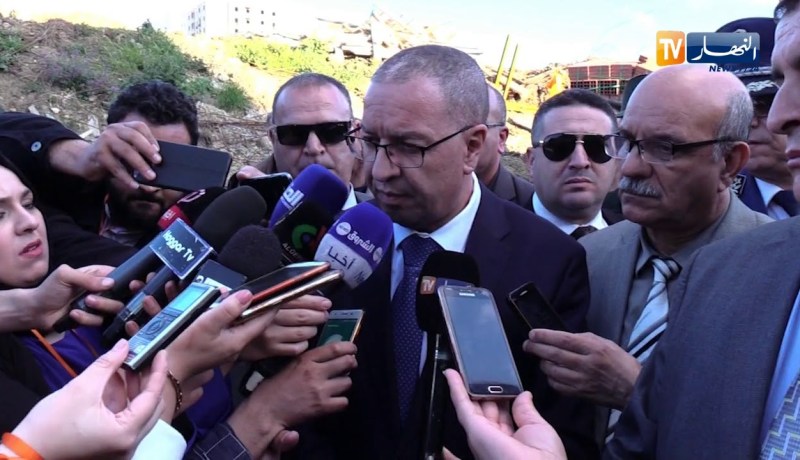 والي العاصمة عبد الخالق صيودة يؤكد بان عملية الترحيل ستجمد خلال الشهر الفضيل