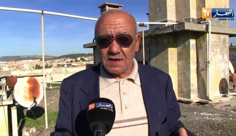 مستغانم: حائط عمارة الفولتار.. خطر يهدد حياة المارة والتلاميذ