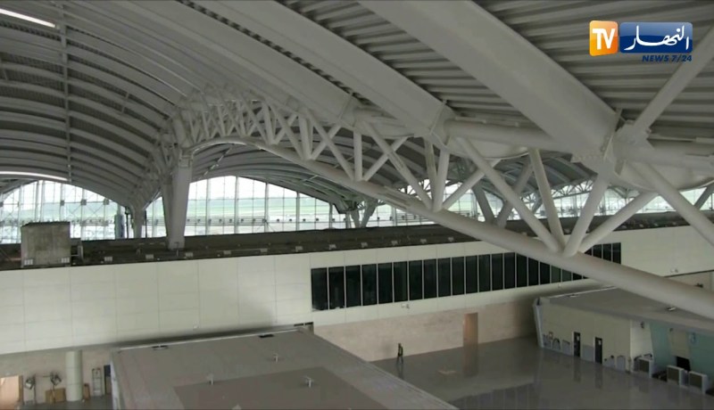 الشيخ النوي: مطار الجزائر الجديد تحفة فنية.. راكم فرحتونا يا مسؤولين