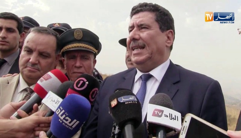 وزير الفلاحة: “أنوّه الفلاحين بتأمين ثرواتهم الحيوانية”