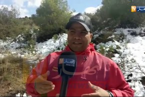 سيدي بلعباس/ تساقط للثلوج بين دائرة تلاغ وبلدية الضاية في أقصى جنوب الولاية