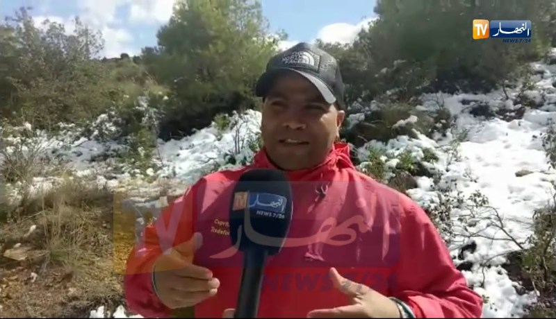 سيدي بلعباس/ تساقط للثلوج بين دائرة تلاغ وبلدية الضاية في أقصى جنوب الولاية