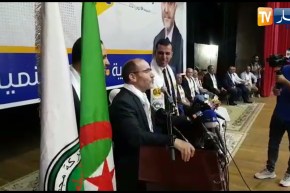 إنقطاع الكهرباء أثناء إلقاء كلمة رئيس حزب حركة مجتمع السلم عبد الرزاق مقري