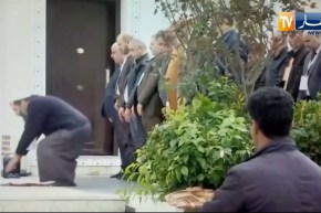 شاهد كمال ڨمازي قيادي في حزب الفيس المحل يؤدي صلاة العصر خلال إجتماع المعارضة