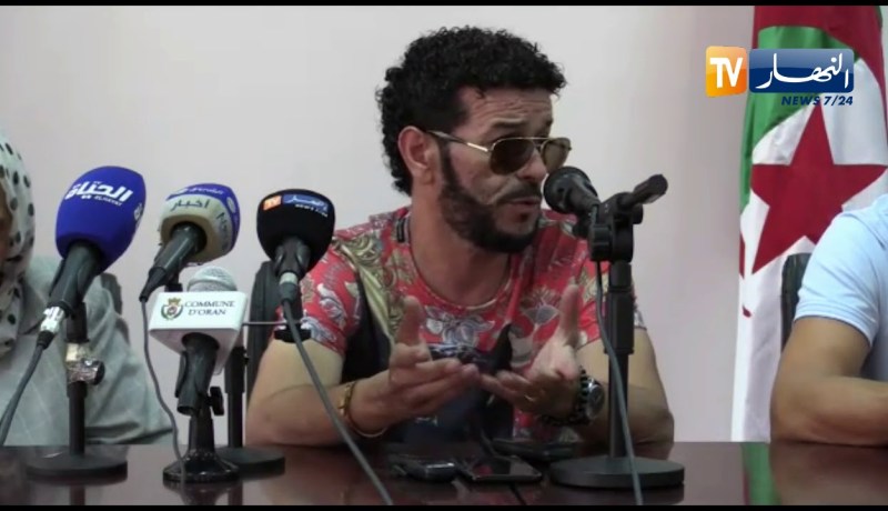 الشاب نصرو يطالب بتنظيم مهرجان الراي بوهران بعد تحويله إلى ولاية سيدي بلعباس