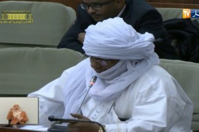 تعقيب نائب برلماني على وزير العدل..”المواطنين والعائلات هبلوني شوفنا مع الوزير لحل القضية”