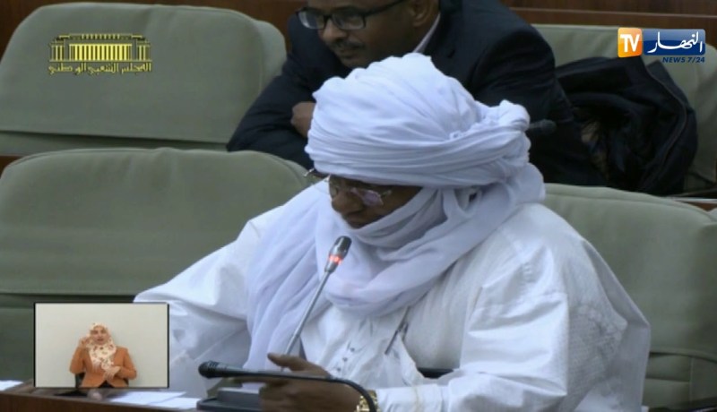 تعقيب نائب برلماني على وزير العدل..”المواطنين والعائلات هبلوني شوفنا مع الوزير لحل القضية”