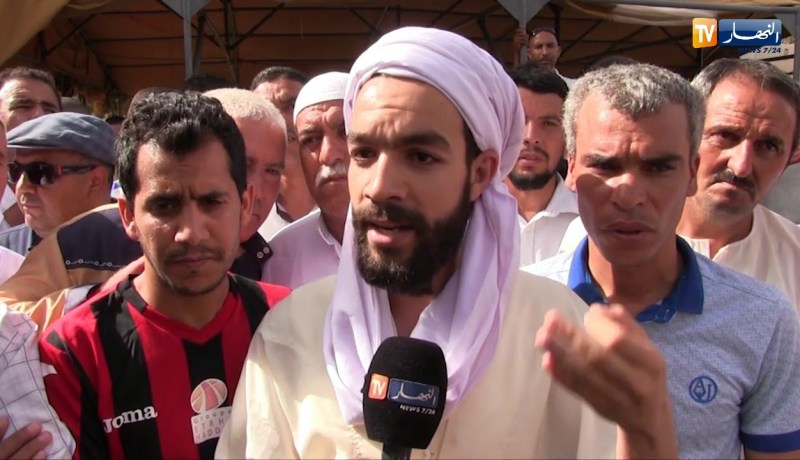 وفد وزاري يقدم التعازي لعائلة المجاهد العقيد أحمد بن شريف بالجلفة