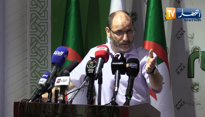 مقري: نحن مقاطعون لأنشطة البرلمان ونظام الكادنة لا يليق بنا