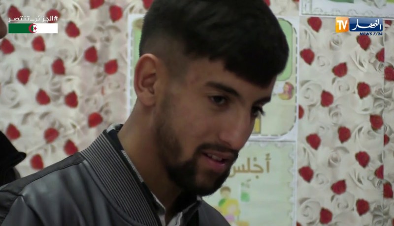 رئاسيات/ فيصل..يوثق لحظة إنتخابه لأول مرة عبر قناة النهار