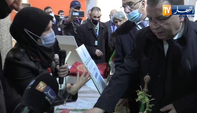 تيسمسيلت: وزير العمل ينتقد فوضى كراء المحلات التجارية