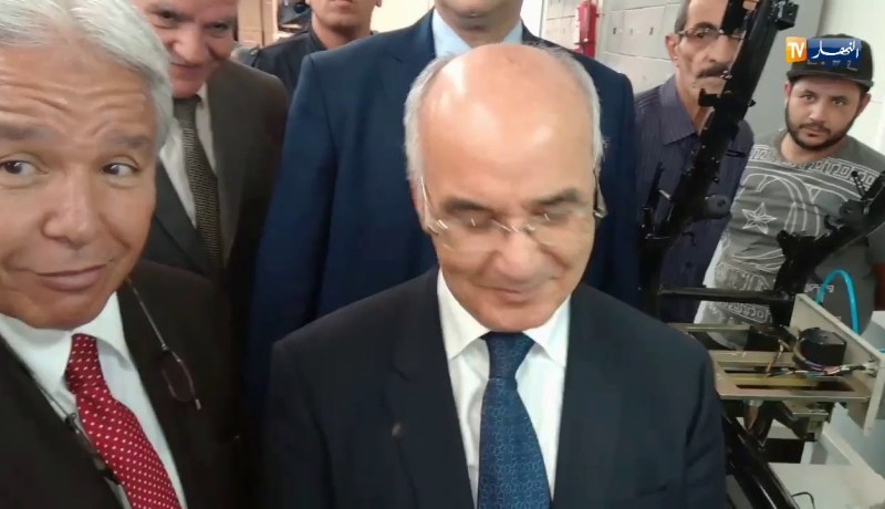 سطيف/ وزير الصناعة لمصنع الدراجات النارية: عليكم بالتوجه إلى التصدير