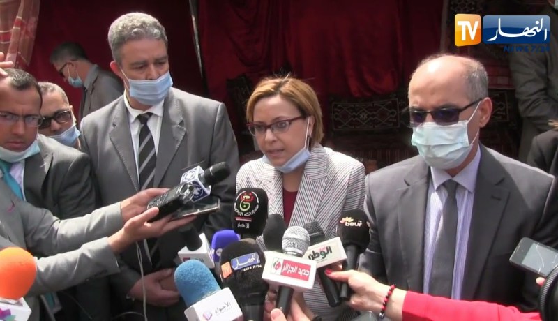 سكيكدة: زيارة عمل وتفقد لوزيرة التضامن الوطني والأسرة وقضايا المرأة للولاية