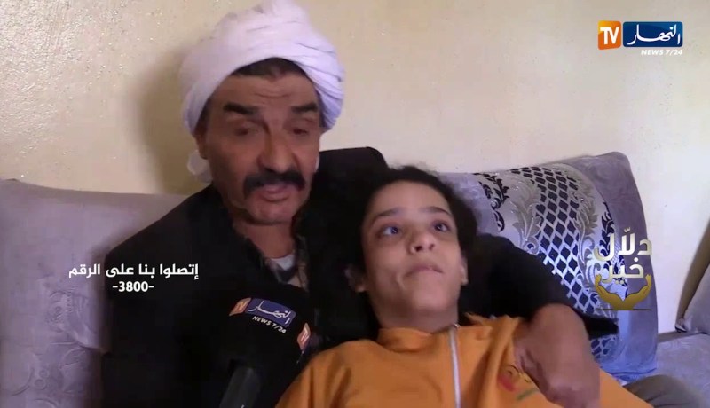 دلال خير: فتاة تعاني من إعاقة جعلتها حبيسة الفراش تنتظر من المحسنين مساعدتها للعلاج في تركيا
