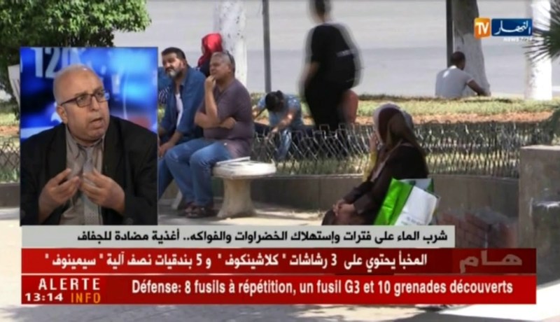 شرب الماء على فترات وإستهلاك الخضر والفواكه…أغذية مضادة للجفاف