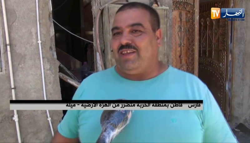 ميلة : العائلات تغادر منطقة الخربة تباعا بعد تضرر مساكنها جراء الهزة الأرضية