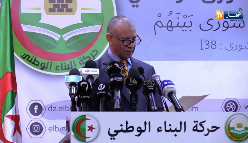 بن قرينة: “أولويات الحكومة إستكمال الإستجابة لمطالب الحراك..وتنوير الرأي العام”