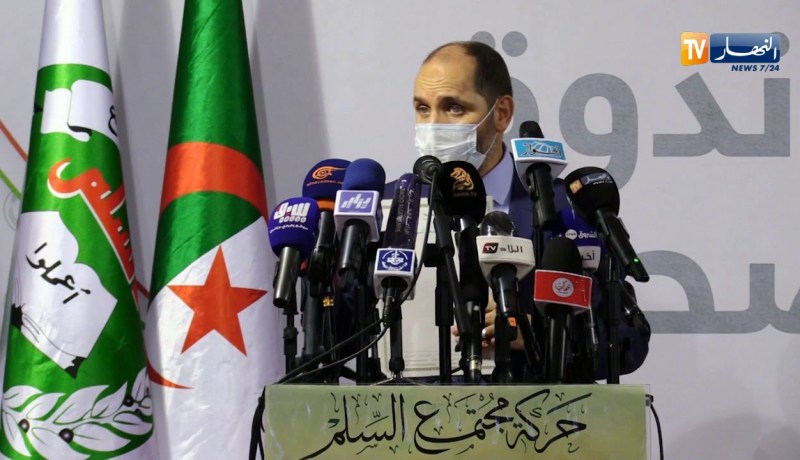 حمس تعرض مقترحاتها فيما يتعلق بمسودة الدستور