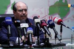 محمد عيسى: “تشكيل لجان متابعة لإشغالات الأئمة”