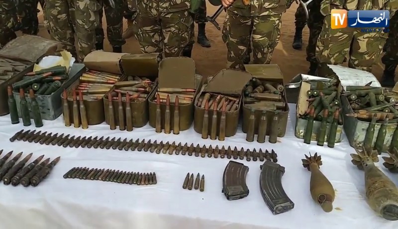 كشف مخبأ للاسلحة والذخيرة بأدرار بالناحية العسكرية الثالثة