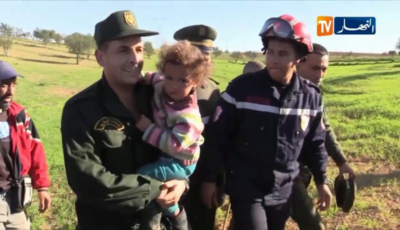 هكذا تم العثور على الطفلة يمينة بالقرب من واد مكرة بعد إختفائها بسيدي بلعباس