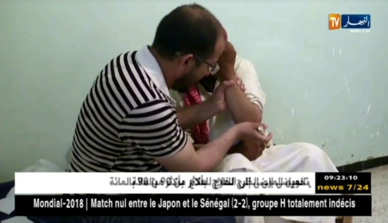 البيض : “القصب والنار” لعلاج من أعياهم داء إلتهاب الكبد الفيروسي !!