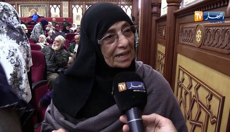 قرعة الحج للمواطنين الأكثر من 70 سنة..دموع للحزن وأخرى للفرح