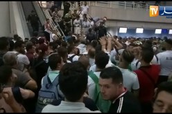 أنصار المنتخب الوطني يستلمون جوازات سفرهم إستعدادا للتنقل إلى مصر لتشجيع الخضر
