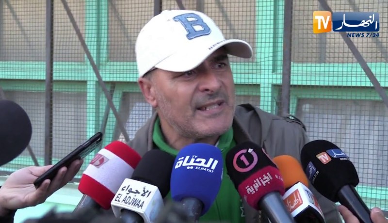 مدرب رائد القبة : ” يبزنسو بالمباريات مايحشموش..ومكّاش العقوبات !! “