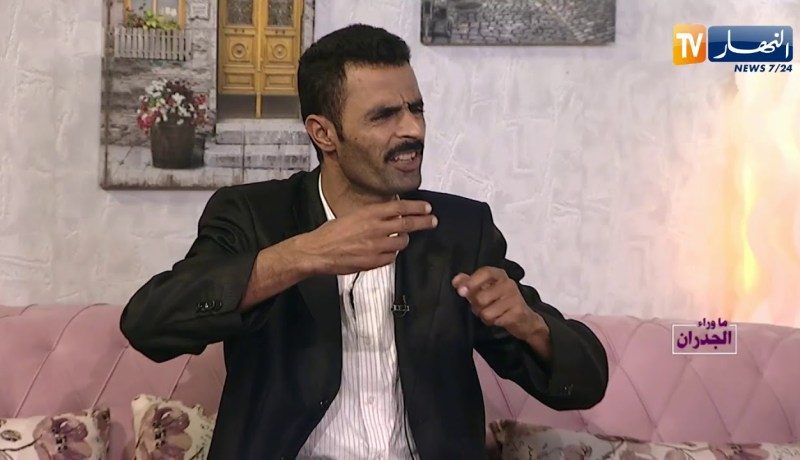 مختار: جيت نسلك بين الجيران ضربوني بسيف وقطقولي صبعي