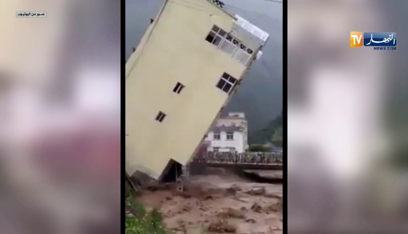 إعصار “مكونو” يواصل دماره في اليمن و سلطنة عمان