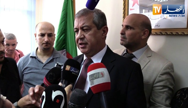 حسان رابحي :” السلطة هي من تقرر إجراءات حضور الملاحظين في الإنتخابات”
