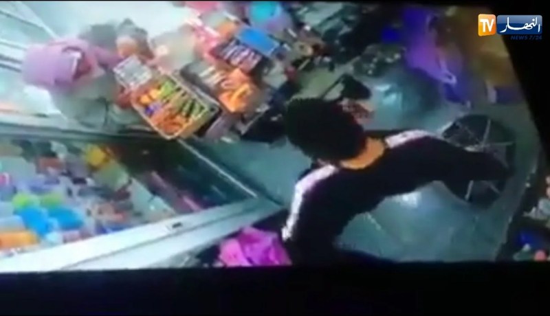 بالفيديو.. مشعوذة تقوم بسحر أصحاب المحلات لسلب أموالهم بالقليعة