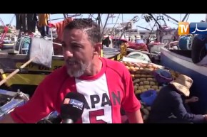 بحارة بمسمكة ميناء وهران يستنجدون وزارة الصيد البحري التدخل..”نعمل في ظروف سيئة..  رانا محقورين”