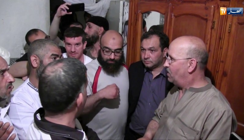 أم البواقي: سقوط أجزاء سقف منزل على رؤوس قاطنيه أمام مائدة الإفطار بعين البيضاء