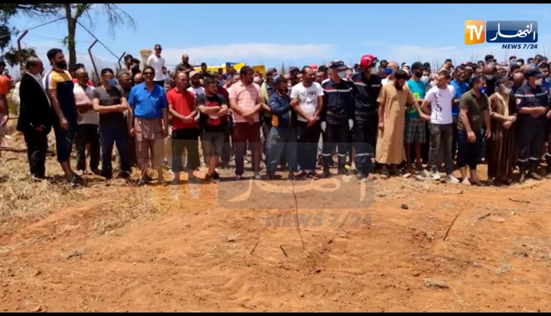 تيبازة: مراسيم تشييع جثمان الغريق بلقاسم توتة بمقبرة بوهارون