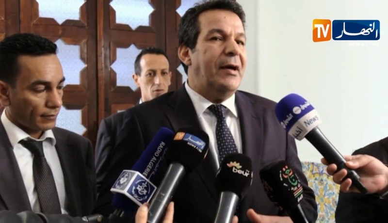 وزير التجارة يحذّر: ” هناك تعليمة جديدة لتفريق مخازين كل السلع تحسّبا لشهر رمضان !! “
