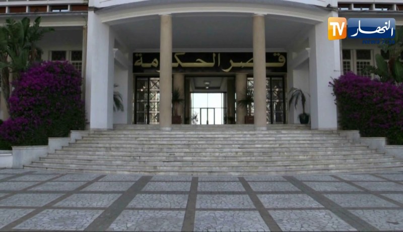 الحكومة تصادق على مشروع يعدل ويتمم قانون الإجراءات الجزائية… التفاصيل