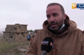 البويرة : زيارة لضريح الملك الأمازيغي تاكفاريناس ببلدية الحاكمية