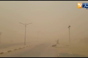 رياح قوية وتطاير للرمال ببرج باجي مختار