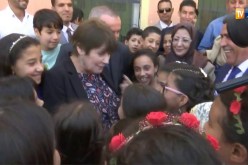 تلميذة تفاجئ بن غبريت.. راني حابّة نولّي وزيرة كيما نتي !!