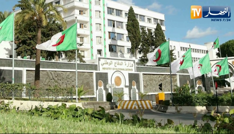 وزارة الـ.ـدفاع تصدر بيانا لتكذيب إشاعات نشرها الموقع الإلكتروني لمجلة “جون افريك”